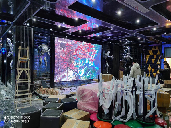 固原市室内P2.5全彩显示屏